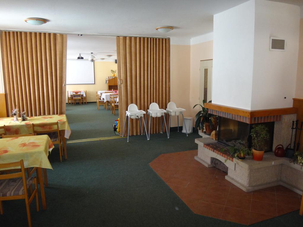 Hotel Alfonska Benecko Dış mekan fotoğraf